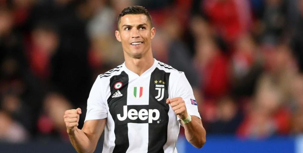  尤文图斯中场引援锁定巴黎圣日耳曼核心  