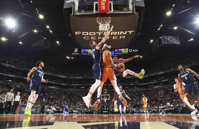  亚历山大全面发挥雷霆逆转独行侠终结其客场不败