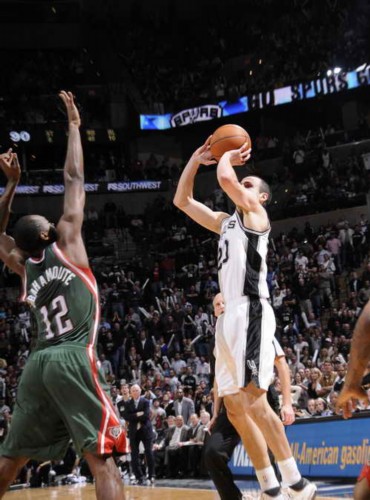  唐斯三分绝杀超时有效，森林狼客场险胜凯尔特人